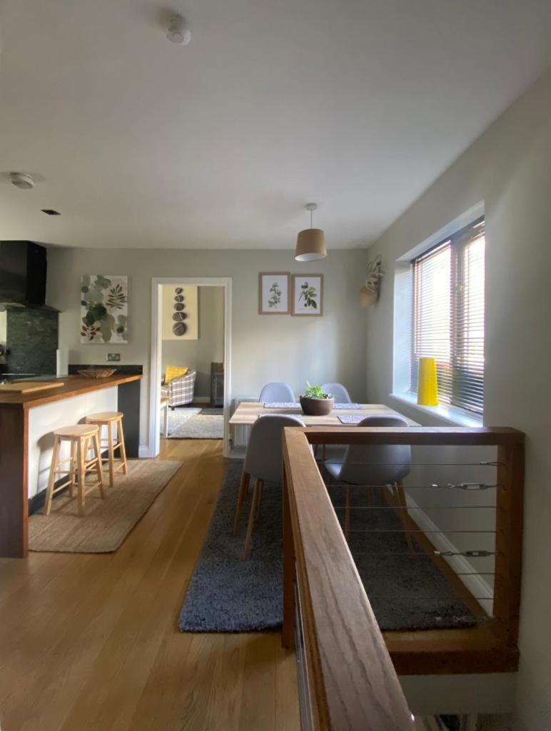 Eakie House Apartments - Кінлохлівен Екстер'єр фото